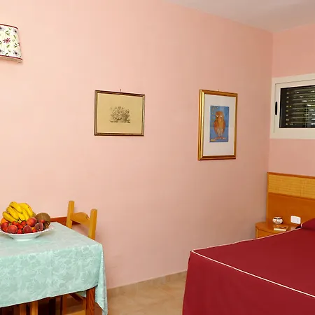 La Serra Village & 4*