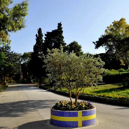 Resort La Serra Village & Caserta