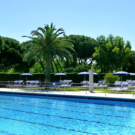 Resort La Serra Village & 4*