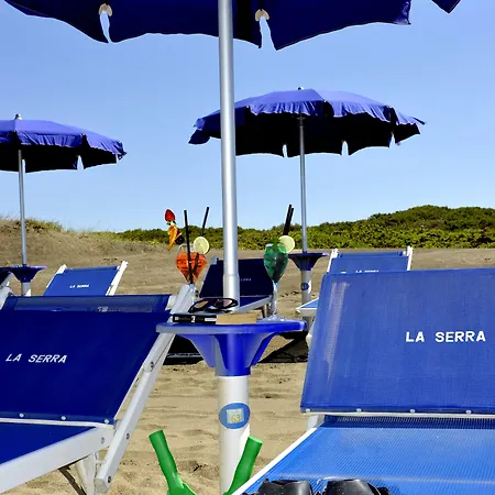 Resort La Serra Village & 4*