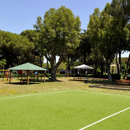 Resort La Serra Village & 4*