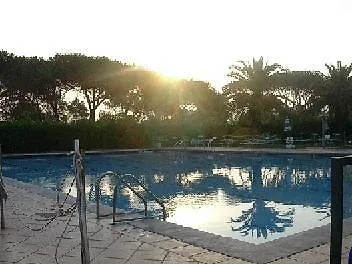 Resort La Serra Village &
