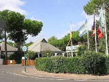 La Serra Village & Resort